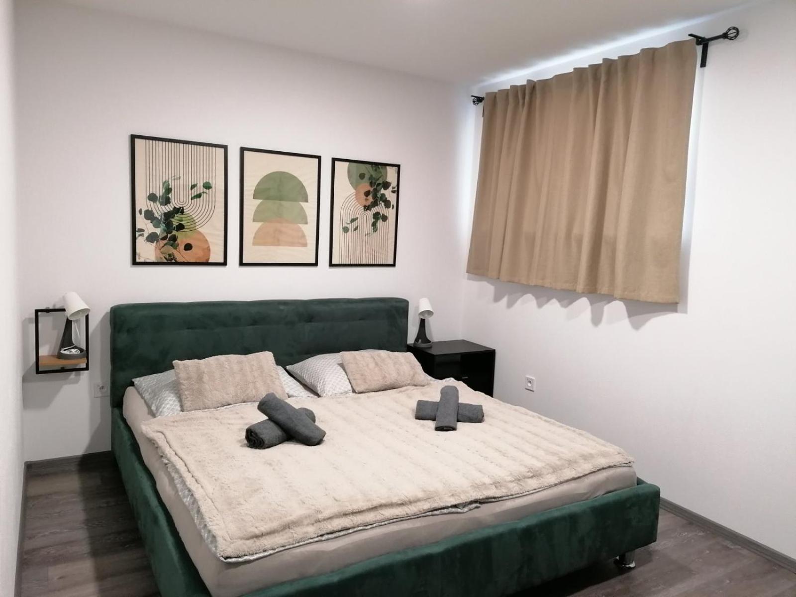 Apartman Pri Parku Solcany المظهر الخارجي الصورة